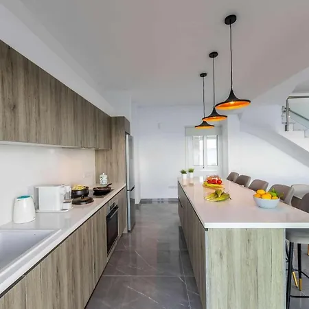 Villa Seashore Pomos