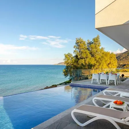 Seashore Villa
