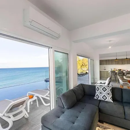 Seashore Villa